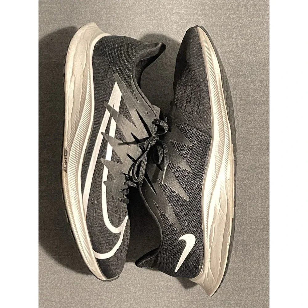 Nike Zoom Women's Running Shoes Size 10 Black White Athletic Sneakers